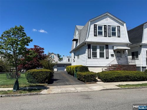 109 High Street, West Orange, NJ, 07052 | Card Image