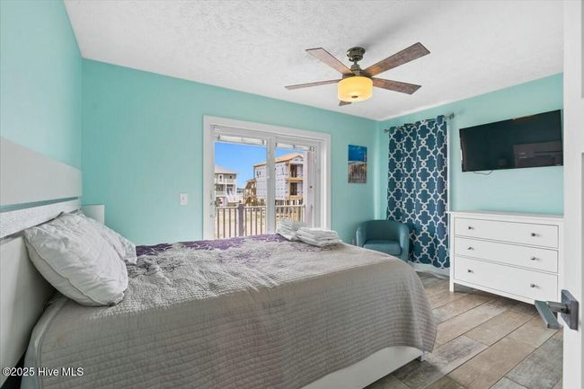 447 E Fourth St, House other with 6 bedrooms, 7 bathrooms and null parking in Ocean Isle Beach NC | Image 26