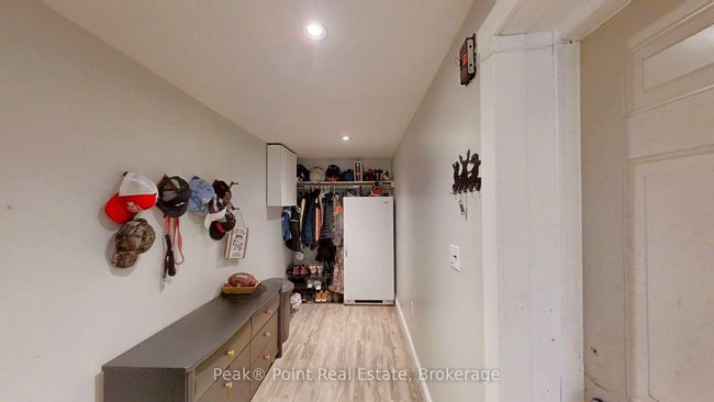24 Queen St E, House other with 4 bedrooms, 2 bathrooms and 6 parking in Hepworth ON | Image 28