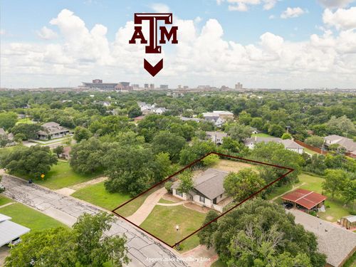 1005 Winding Road, College Station, TX, 77840 | Card Image