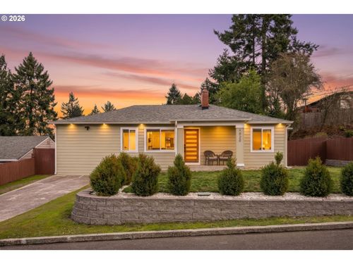 1020 Se 113th Ave, Portland, OR, 97216-3522 | Card Image