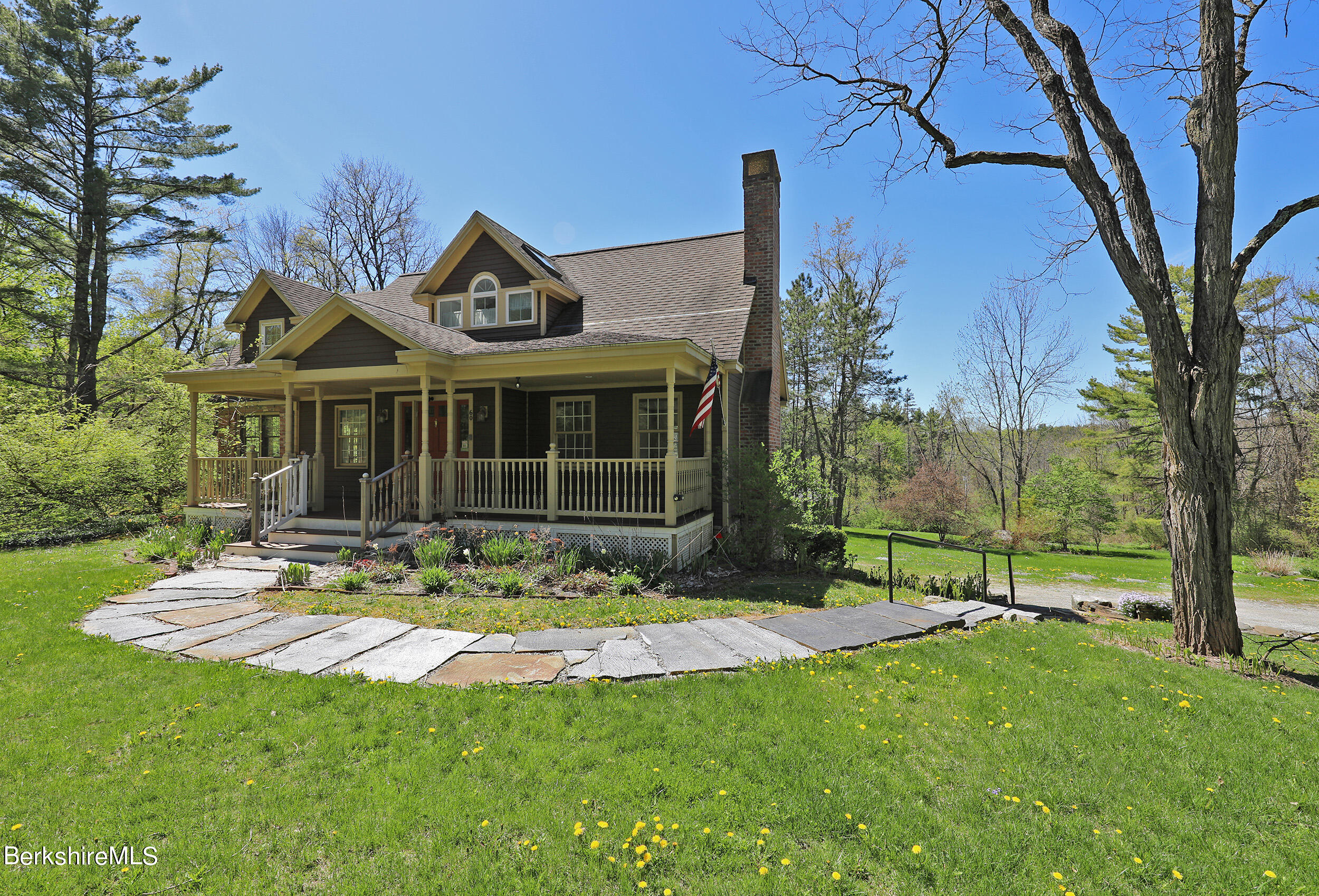 Cone Hill Rd, Richmond, MA 01254