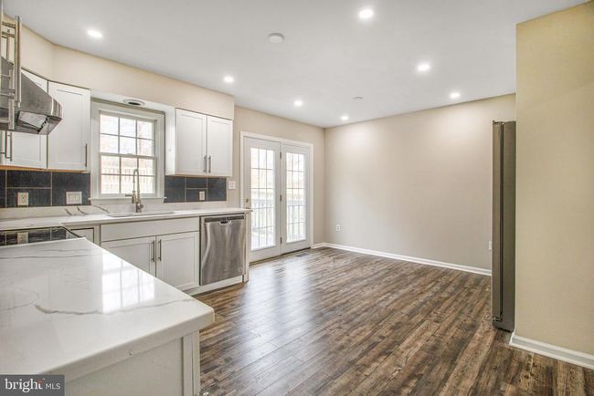 6469 Woodland Forest Dr, House other with 3 bedrooms, 3 bathrooms and null parking in ELKRIDGE MD | Image 11