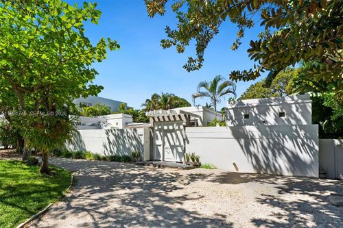 346 Gulf Road, Key Biscayne, FL, 33149 | Card Image