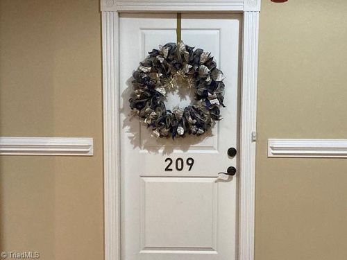 407 F St, North Wilkesboro, NC, 28659-4313 | Card Image