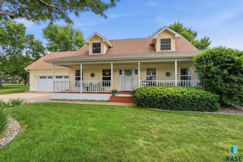 425 Kringen Ave, Baltic, SD, 57003-2011 | Card Image