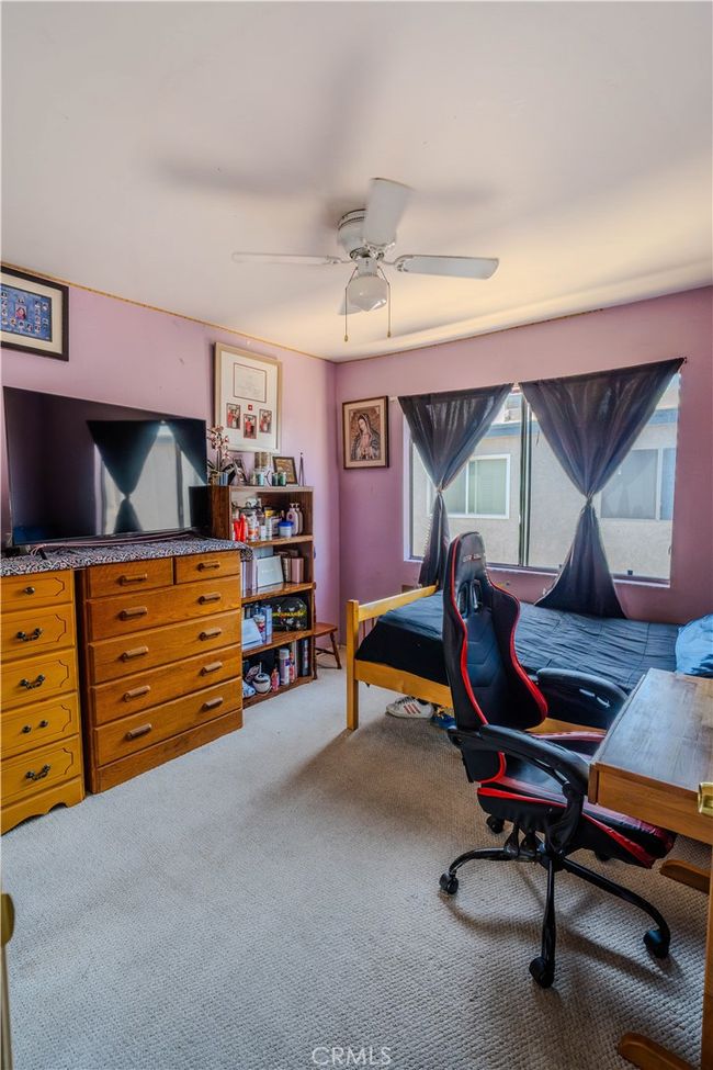 UNIT-33 - 14287 Foothill Blvd, Townhouse with 3 bedrooms, 3 bathrooms and 2 parking in Sylmar CA | Image 9