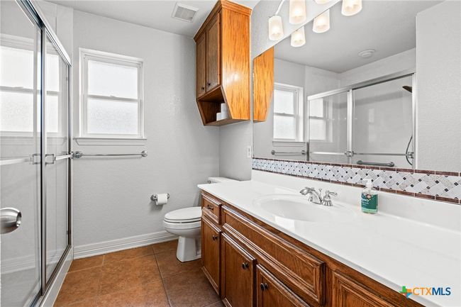 Hall Bath | Image 20