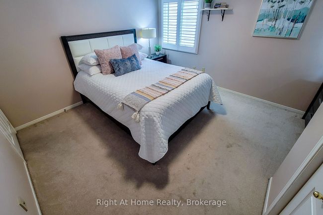 133 Lavender Dr, House other with 5 bedrooms, 3 bathrooms and 2 parking in Ancaster ON | Image 37