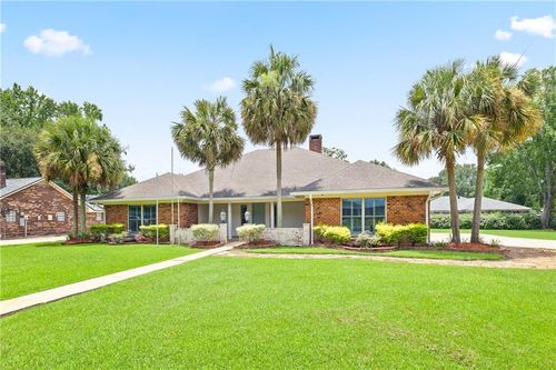 1127 N Monte Blanc Dr, Abbeville, LA, 70510-8120 | Card Image