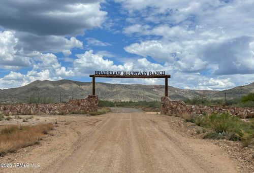 14-17600 S Dripping Springs Rd, Mayer, AZ, 86333-9541 | Card Image