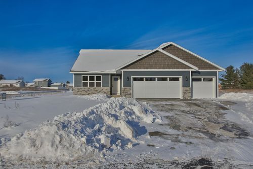 640 Still Waters Ln, PLOVER, WI, 54467-4237 | Card Image