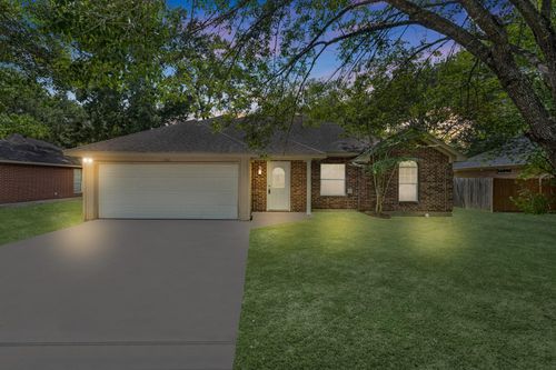 1002 Shell Ave, Cleveland, TX, 77327-5659 | Card Image