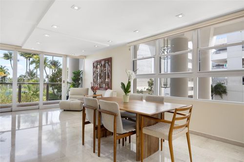 apt-201-2 Calle Candina, San Juan, PR, 00907-1483 | Card Image