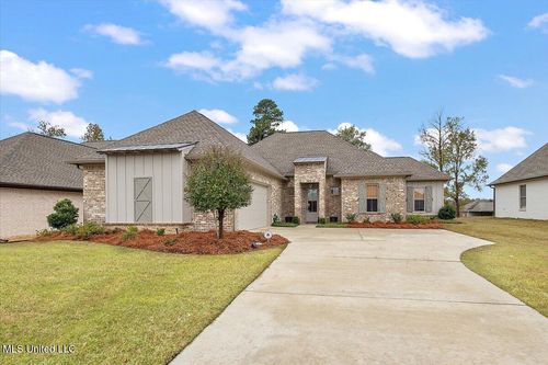 445 Brazos Dr, Brandon, MS, 39047-7011 | Card Image