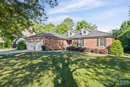 2200 Wynbourne Dr, Gastonia, NC, 28056-6593 | Card Image