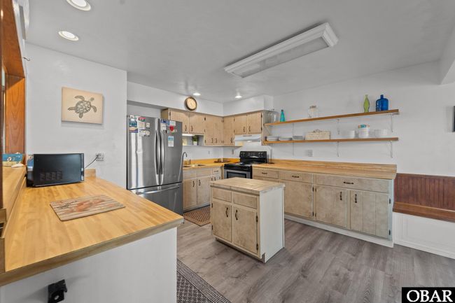 1400 N Virginia Dare Trl, House other with 4 bedrooms, 3 bathrooms and null parking in Kill Devil Hills NC | Image 7