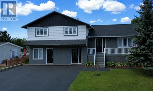 5 Elizabeth Avenue, Deer Lake, NL, A8A1H7 | Card Image