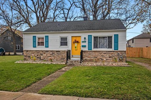 809 Kalamazoo St, South Haven, MI, 49090-1740 | Card Image