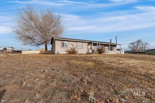 14064 Sw Parker Dr, Mountain Home, ID, 83647-6244 | Card Image