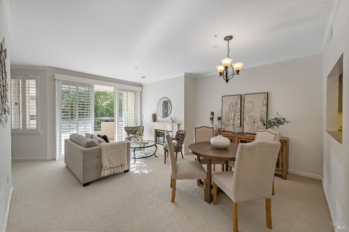 apt-3k-400 Deer Valley Rd, San Rafael, CA, 94903-5520 | Card Image