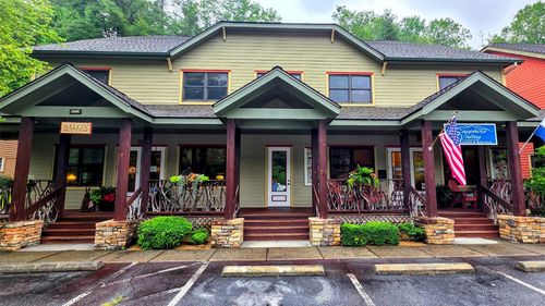 3065 Us Highway 64 E, Sapphire, NC, 28774-8635 | Card Image