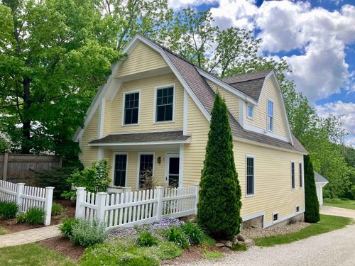 unit-2-26 N Main St, Mont Vernon, NH, 03057-1431 | Card Image