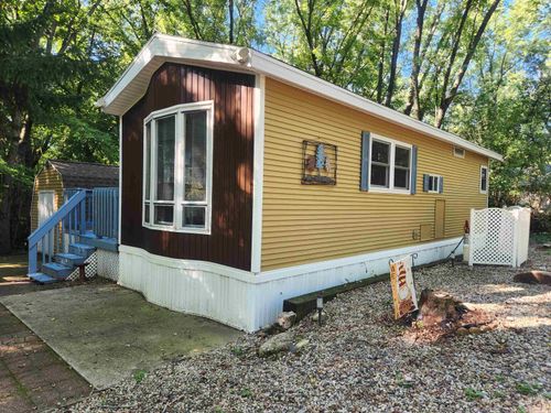 495 Sunset Cir, Edgerton, WI, 53534 | Card Image