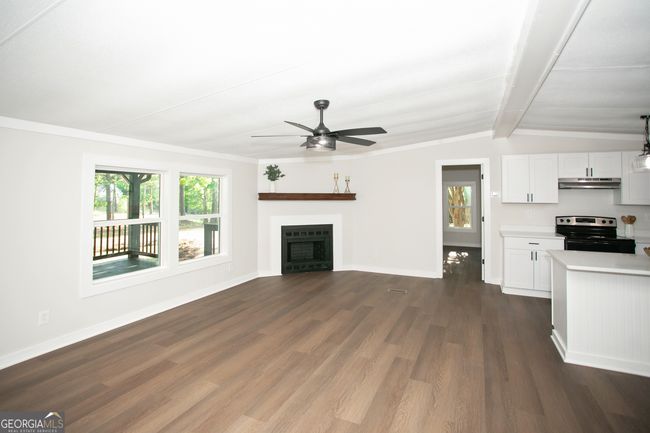 216 Howard Rd, House other with 3 bedrooms, 2 bathrooms and null parking in BARNESVILLE GA | Image 6