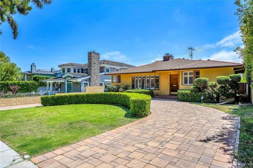 1130 Centinela, Santa Monica, CA, 90403 | Card Image