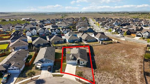 253 Sage Meadows Dr, San Marcos, TX, 78666-3671 | Card Image