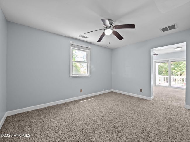 639 W Shore Dr, House other with 5 bedrooms, 4 bathrooms and 2 parking in Swansboro NC | Image 23