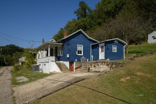 5 Oak St, Pomeroy, OH, 45769-1228 | Card Image