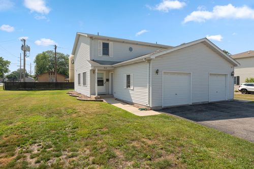 908 N Wheeler St, Griffith, IN, 46319 | Card Image