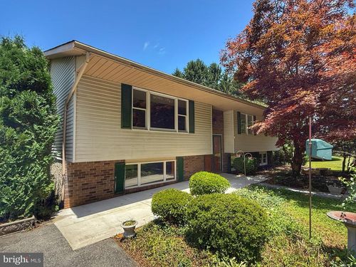 4 Martz Rd, Sykesville, MD, 21784-8125 | Card Image