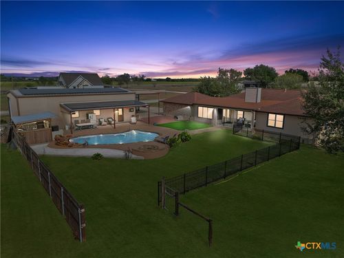 782 Santa Clara Loop, Marion, TX, 78124-2043 | Card Image