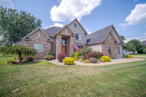 13376 Hawthorn Ct, DeMotte, IN, 46310-9133 | Card Image