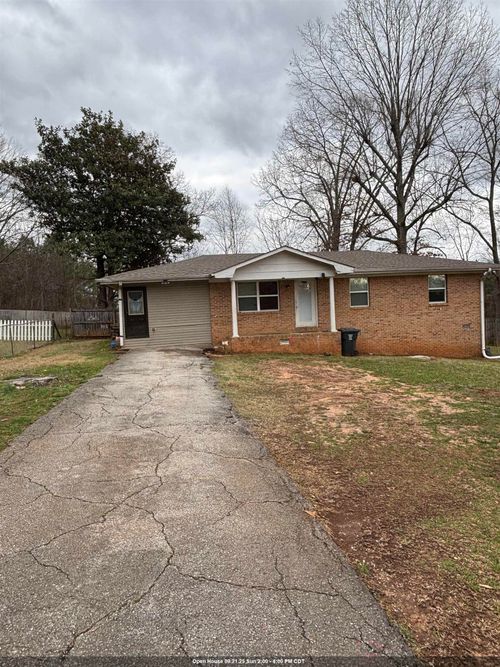 218 Ash Ave, Russellville, AL, 35653-4115 | Card Image