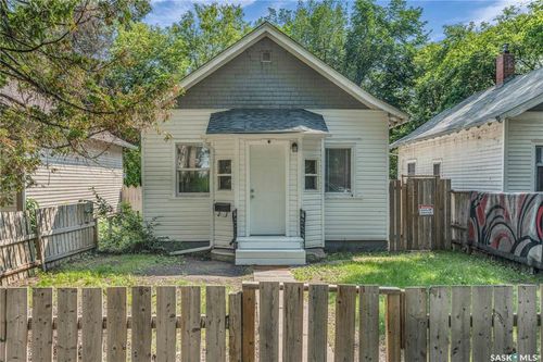 120 Av O S, Saskatoon, SK, S7M2R5 | Card Image