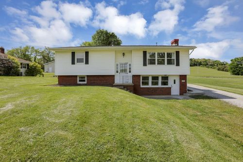 12275 State Route 93 N, Logan, OH, 43138-9308 | Card Image