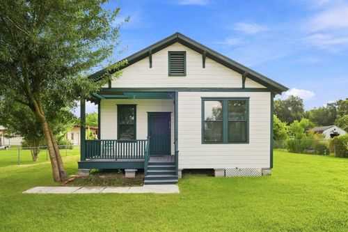 313 S Blackwell St, La Porte, TX, 77571-5706 | Card Image