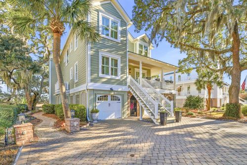 46 High Hammock Way, Pawleys Island, SC, 29585-6106 | Card Image