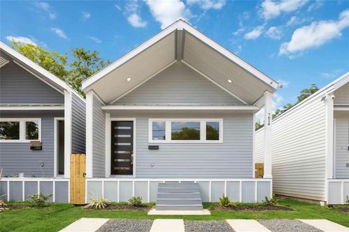 7612 Avenue L, Houston, TX, 77012-1042 | Card Image