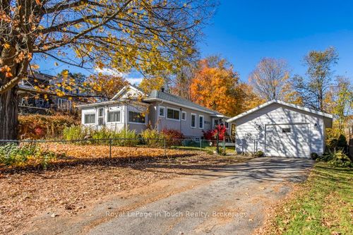 450 Assiniboia St, Port Mcnicoll, ON, L0K1R0 | Card Image