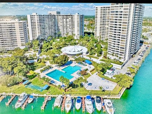 622-600 Three Islands Blvd, Hallandale Beach, FL, 33009-2888 | Card Image