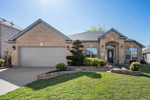2204 Windcastle Dr, Mansfield, TX, 76063-5095 | Card Image