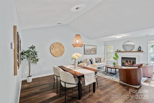 APT-5 - 3308 Selwyn Farms Ln, Condo with 2 bedrooms, 2 bathrooms and null parking in Charlotte NC | Image 6