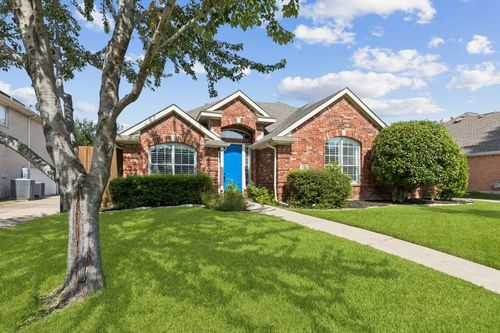423 Walnut Dr, Murphy, TX, 75094-3327 | Card Image