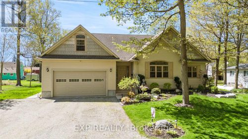4893 Firelane 18, Sherkston, ON, L0S1R0 | Card Image