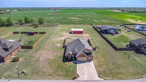 1300 Ella, Tuttle, OK, 73089-9192 | Card Image